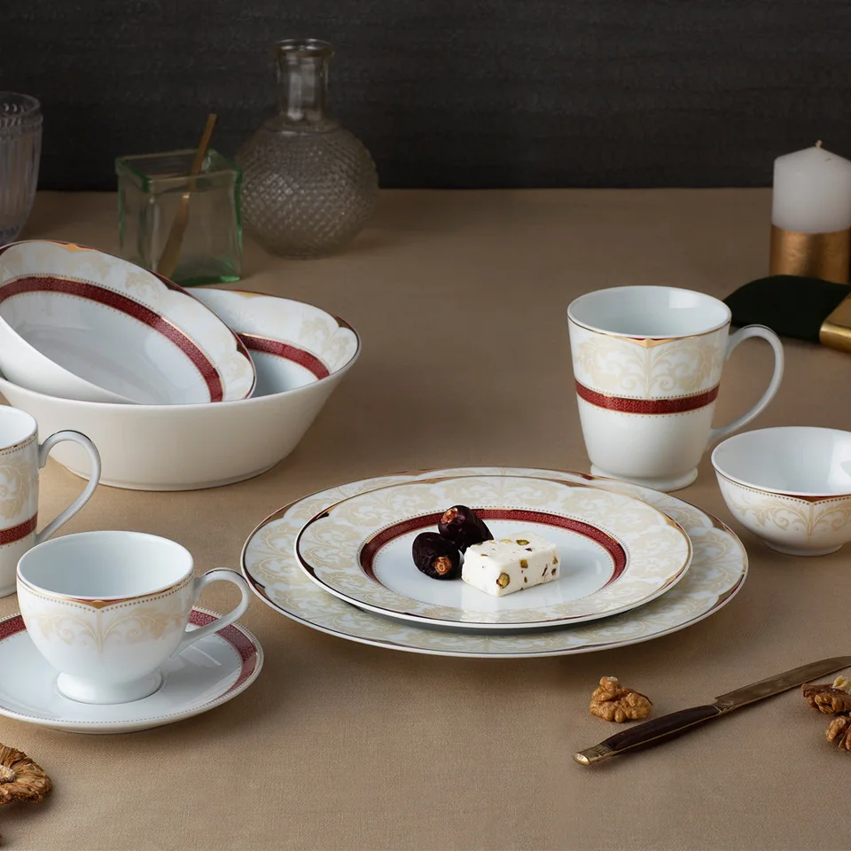 Queen's Fountain Dinner Set (37 pcs)