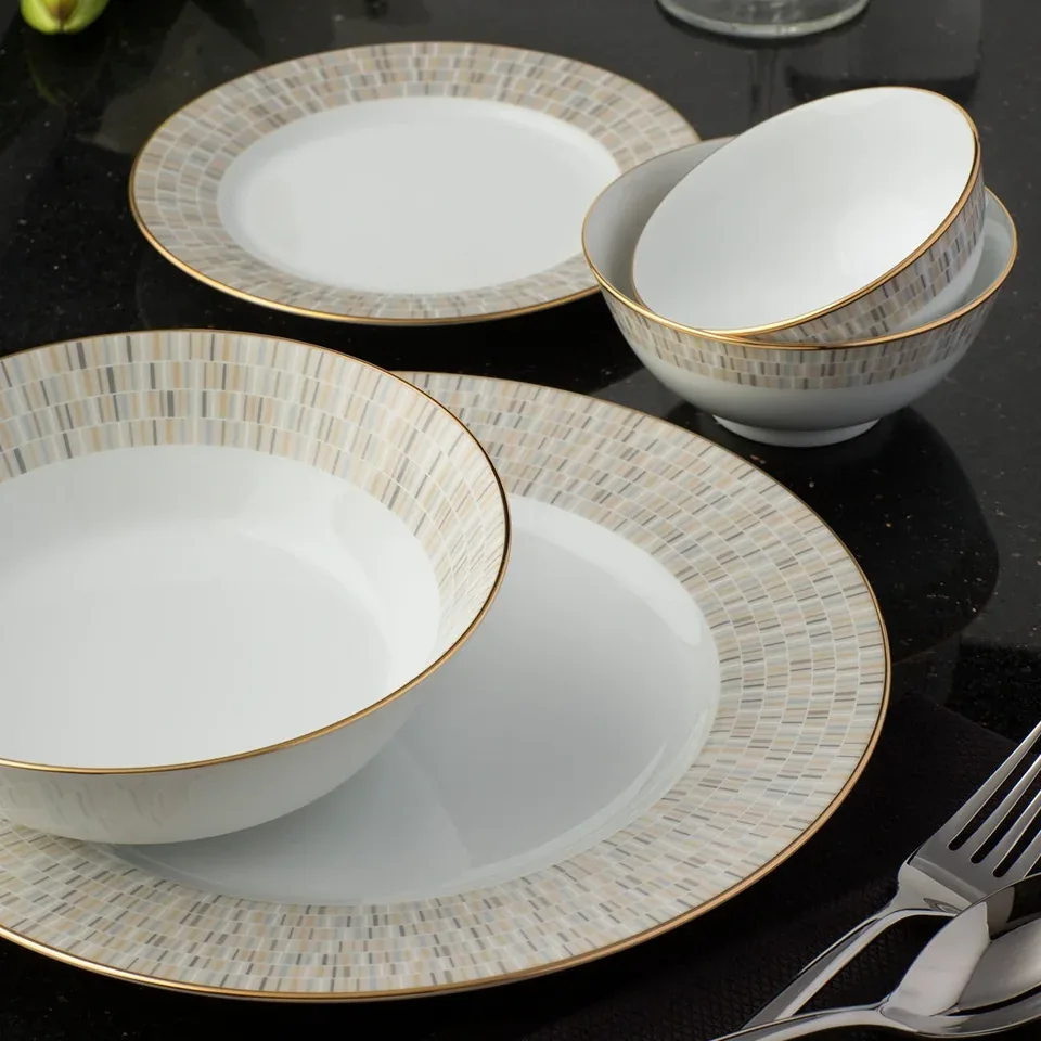 Ville De Lumiere Dinner Set (37 pcs)